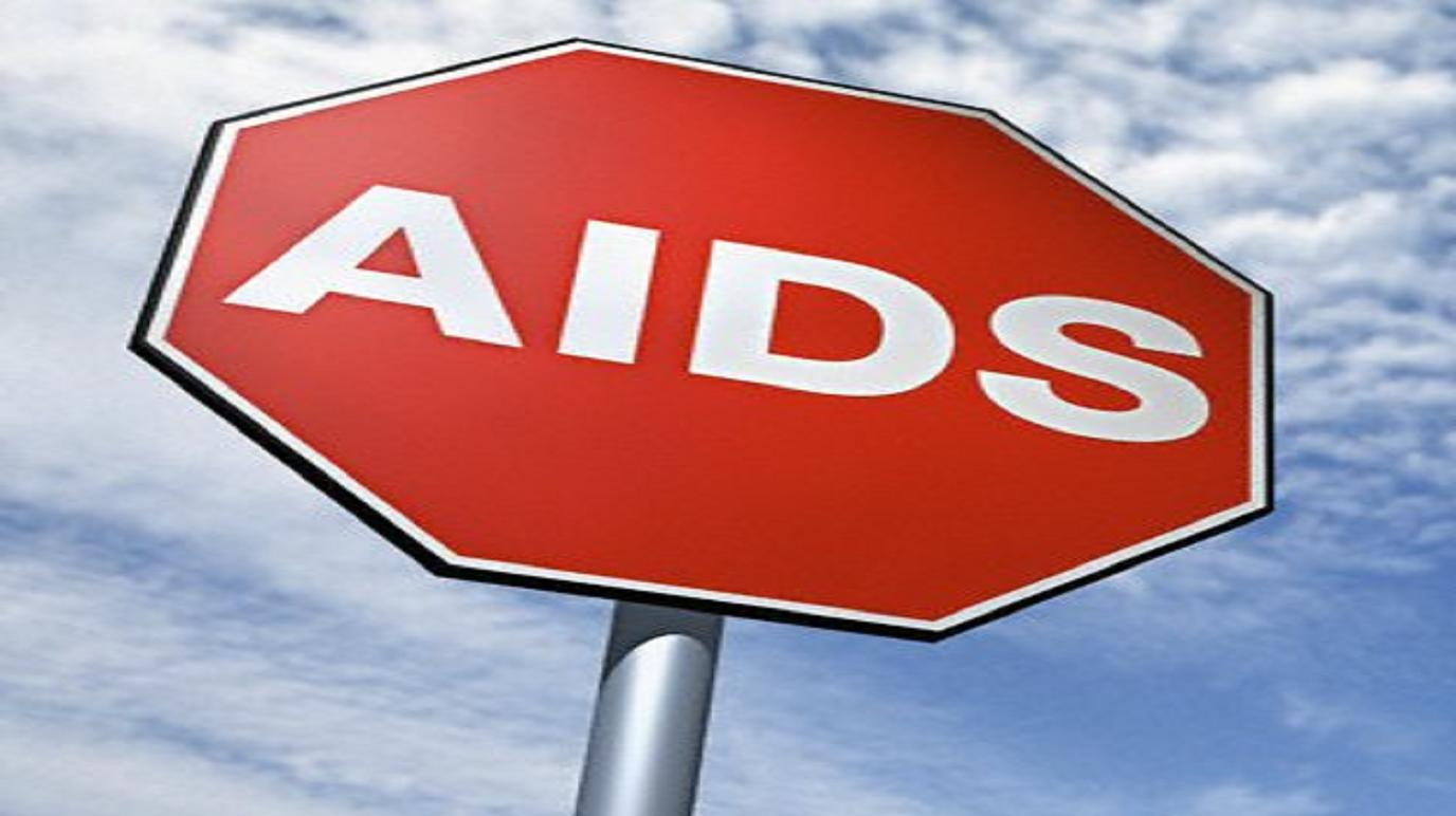 چه کسانی باید آزمایش HIV بدهند؟ + شماره تلفن مراکز مشاوره ایدز