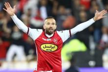 استوری همسر لئاندرو پریرا با پیراهن پرسپولیس