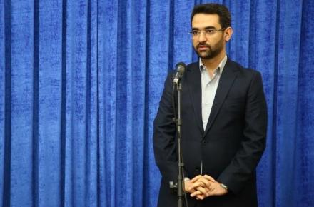 آذری جهرمی: نباید مسیر ولی نعمت های خود را فراموش کنیم 