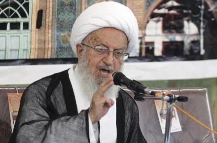 یکی از عوامل اصلی افزایش آمار طلاق‌، ارتباط های نامشروع در فضای مجازی است