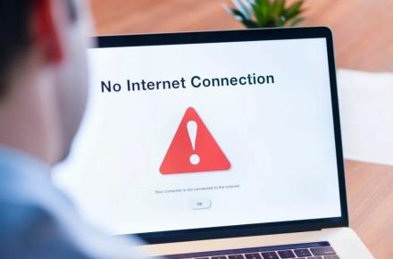 تداوم قطعی اینترنت در عراق در پی تعویق برگزاری امتحانات