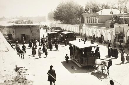 تصویری جالب از جشن بالماسکه در تهران قدیم؛ ۹۷ سال قبل