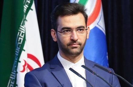 توئیت آذری جهرمی: روحانی در حال فراخوانی برای همدلی و ترامپ دنبال نفرت پراکنی است