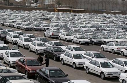  دبیر انجمن واردکنندگان خودرو: گره بازار خودرو به این راحتی باز نمی‌شود! 