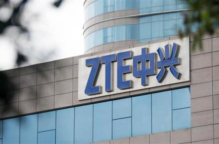 خروج شرکت ZTE از لیست تحریم‌های آمریکا