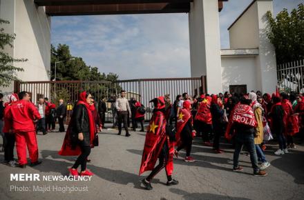 درخواست عجیب هواداران پرسپولیس در مورد مهاجم جنجالی استقلال!