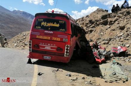 ۱۳ کشته در واژگونی مرگبار اتوبوس پاکستانی