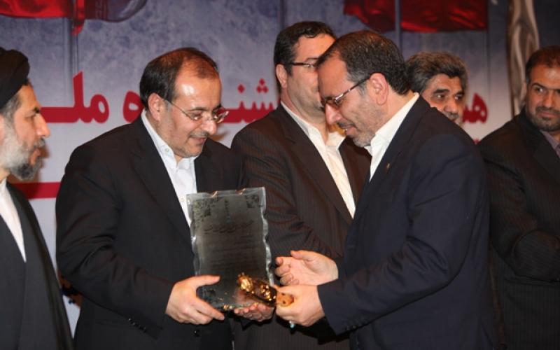 تقدیر از همراه اول در جشنواره‎ی ملی قهرمانان صنعت و اقتصاد ایران
