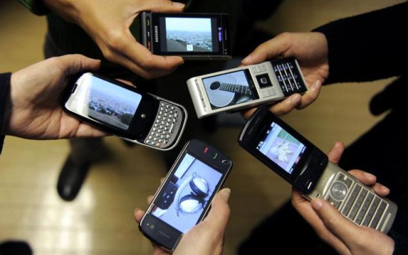 واردات ۱۱۰ میلیون دلاری گوشی موبایل به کشور در سال جاری