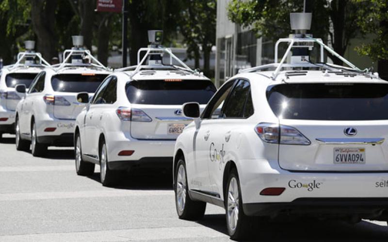 اولین تصادف خودروهای بدون راننده گوگل ۴ مجروح بر جای گذاشت