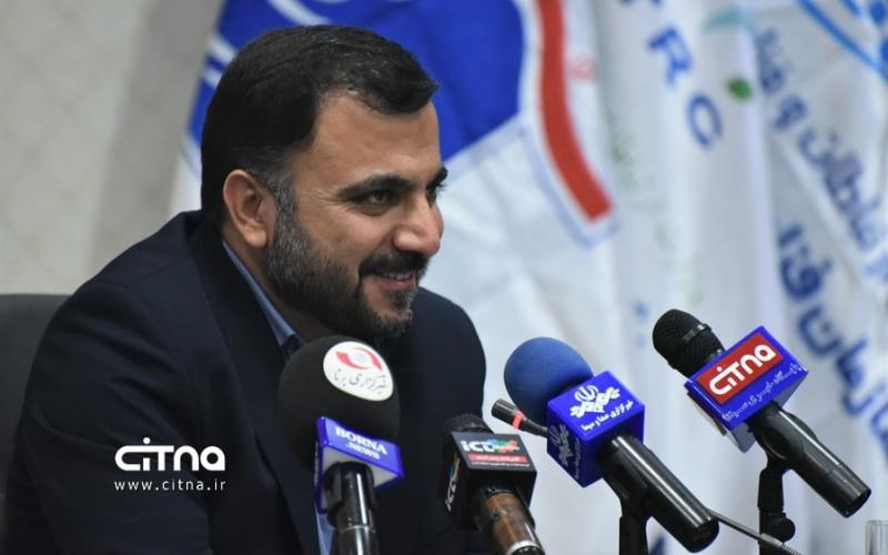 وزیر ارتباطات: بنا به شرایط امنیتی کشور در برخی ساعات محدودیت هایی در اینترنت بین‌الملل اعمال می‌شود/ تمام سرورها و خدمات داخلی کشور به صورت ۱۰۰ درصدی در حال فعالیت است/ برخی از ظرفیت‌های پلت‌فرم‌های داخلی در نسخه‌های خارجی هم وجود ندارد