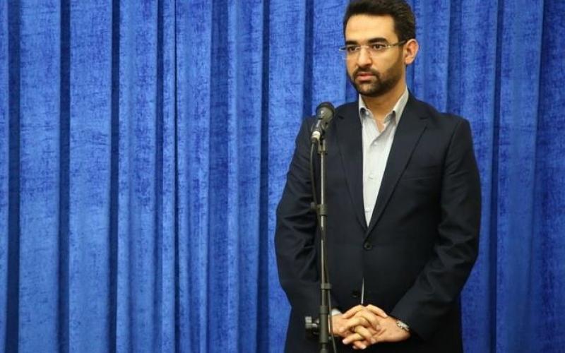 آذری جهرمی: نباید مسیر ولی نعمت های خود را فراموش کنیم 