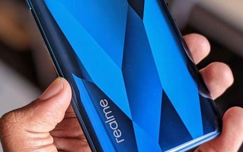 دستگاهی مرموز از Realme با پشتیبانی از اینترنت 5G دیده شد!