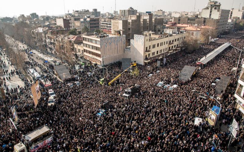 اختلال شبکه تلفن همراه در مکان تشییع پیکر آیت الله هاشمی