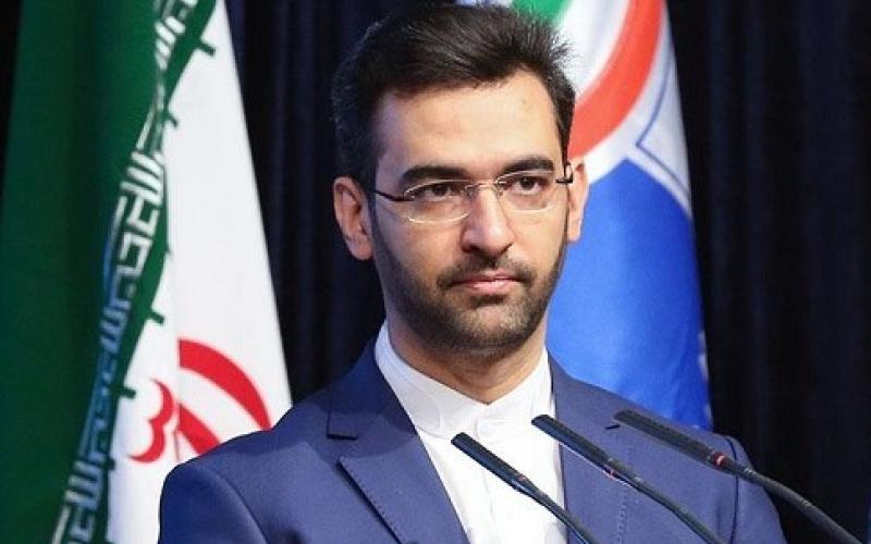 توئیت آذری جهرمی: روحانی در حال فراخوانی برای همدلی و ترامپ دنبال نفرت پراکنی است