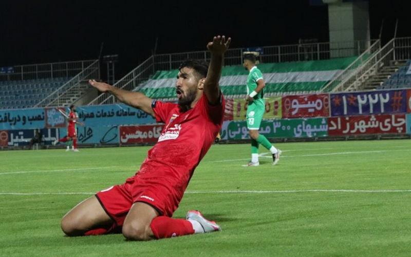 آنفالو شهریار مغانلو توسط پرسپولیسی‌ها