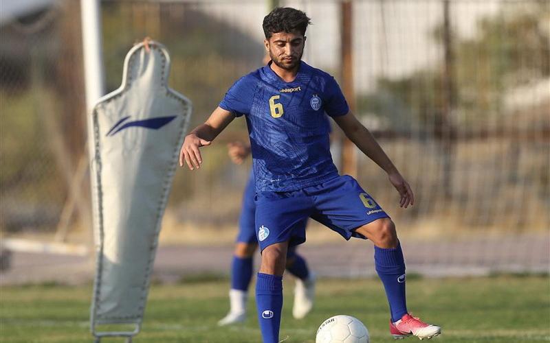 چراغ سبز مدافع بوشهری به فرهاد مجیدی