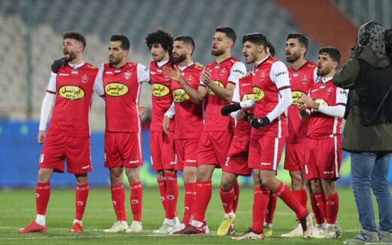 دلیل ضعف پرسپولیس؛ سرمربی بهانه گیر!