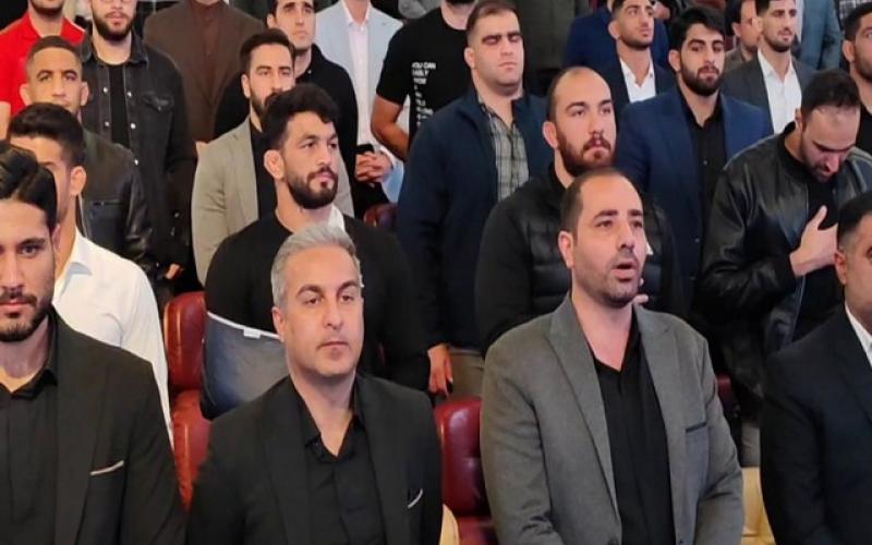 حسن یزدانی با شرایط خاص در برج میلاد