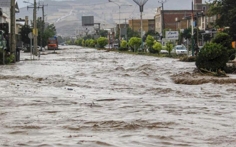 پایداری شبکه ارتباطی مخابرات مناطق سراسر کشور در پی بارندگی‌های اخیر