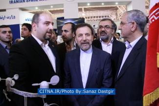 گزارش تصویری/ حضور وزیر ارتباطات در غرفه دانشکده پست و مخابرات در تلکام شانزدهم