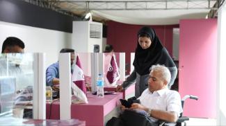 استقبال ناشرین و بازدیدکنندگان سی و پنجمین نمایشگاه بین‌المللی کتاب تهران از خدمات رایتل + تصاویر